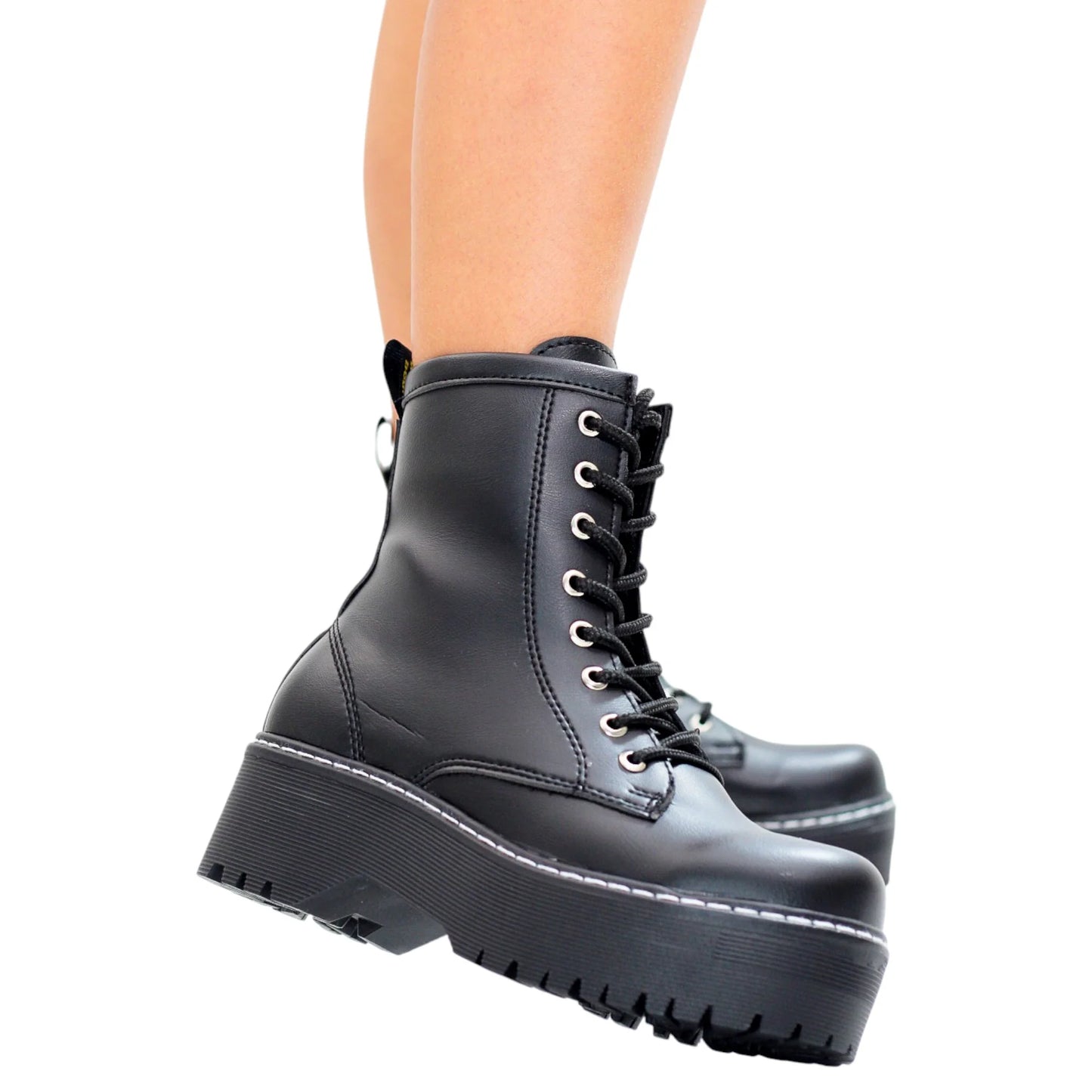 BOTIN PLANO CORDONES DR MARTIN PLATAFORMA NEGRO SUELA 4.0 CM