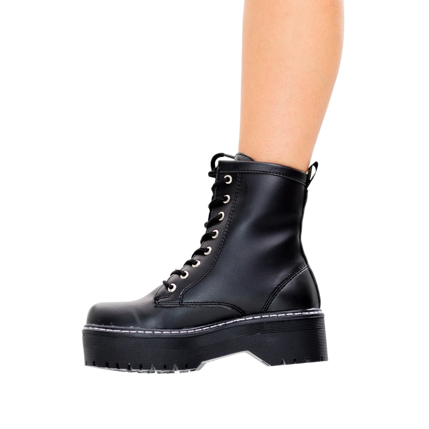 BOTIN PLANO CORDONES DR MARTIN PLATAFORMA NEGRO SUELA 4.0 CM
