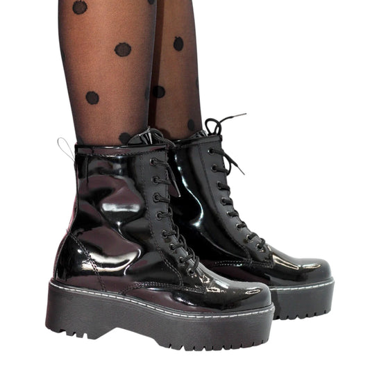 BOTIN PLANO CORDONES DR MARTIN PLATAFORMA NEGRO SUELA 4.0 CM