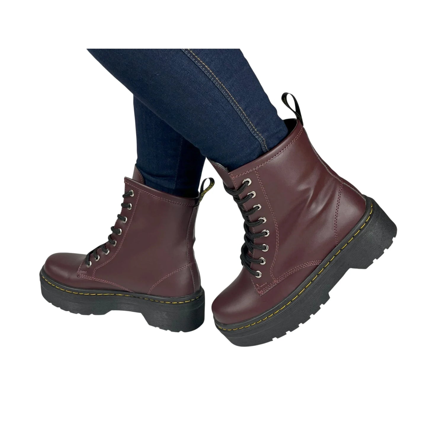 BOTIN PLANO CORDONES DR MARTIN PLATAFORMA VINOTINTO SUELA 4.0 CM