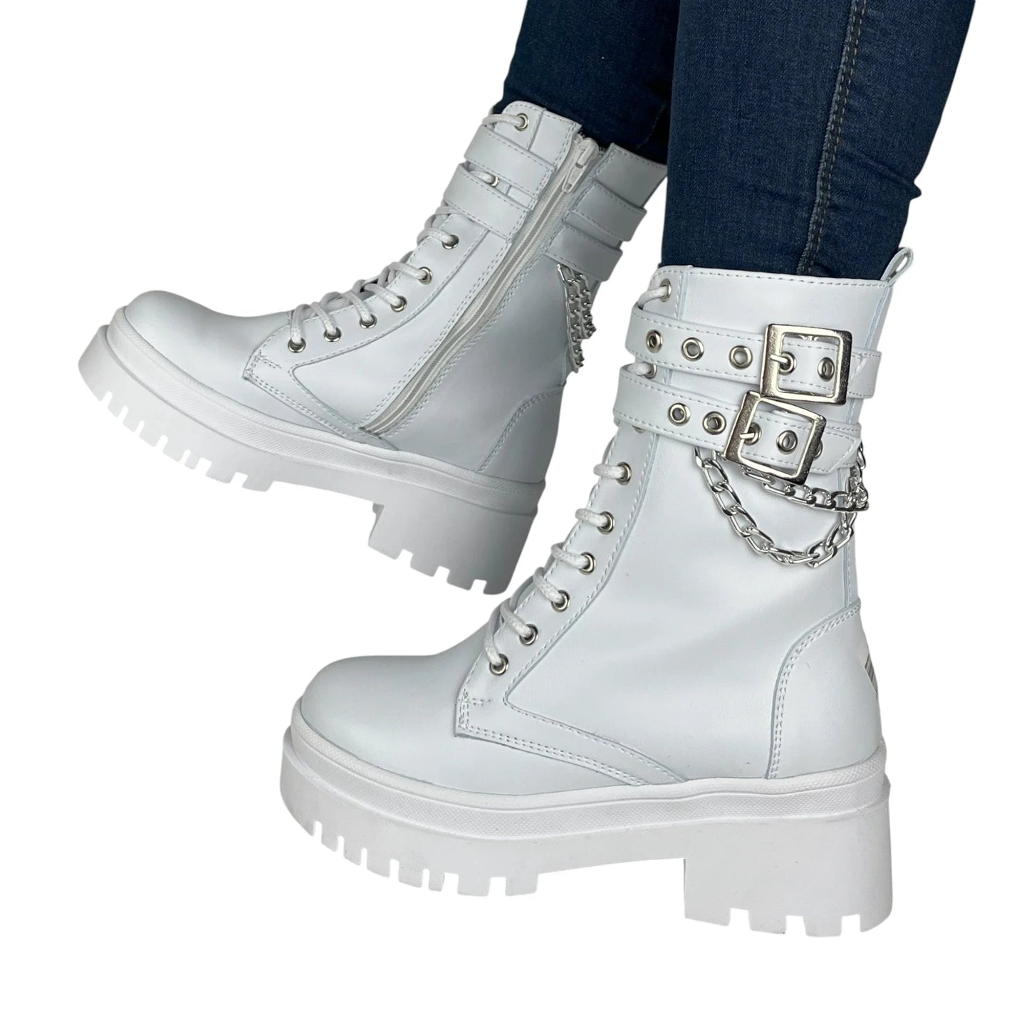BOTIN PLANO CORDONES SUSANA BLANCO CON CADENA