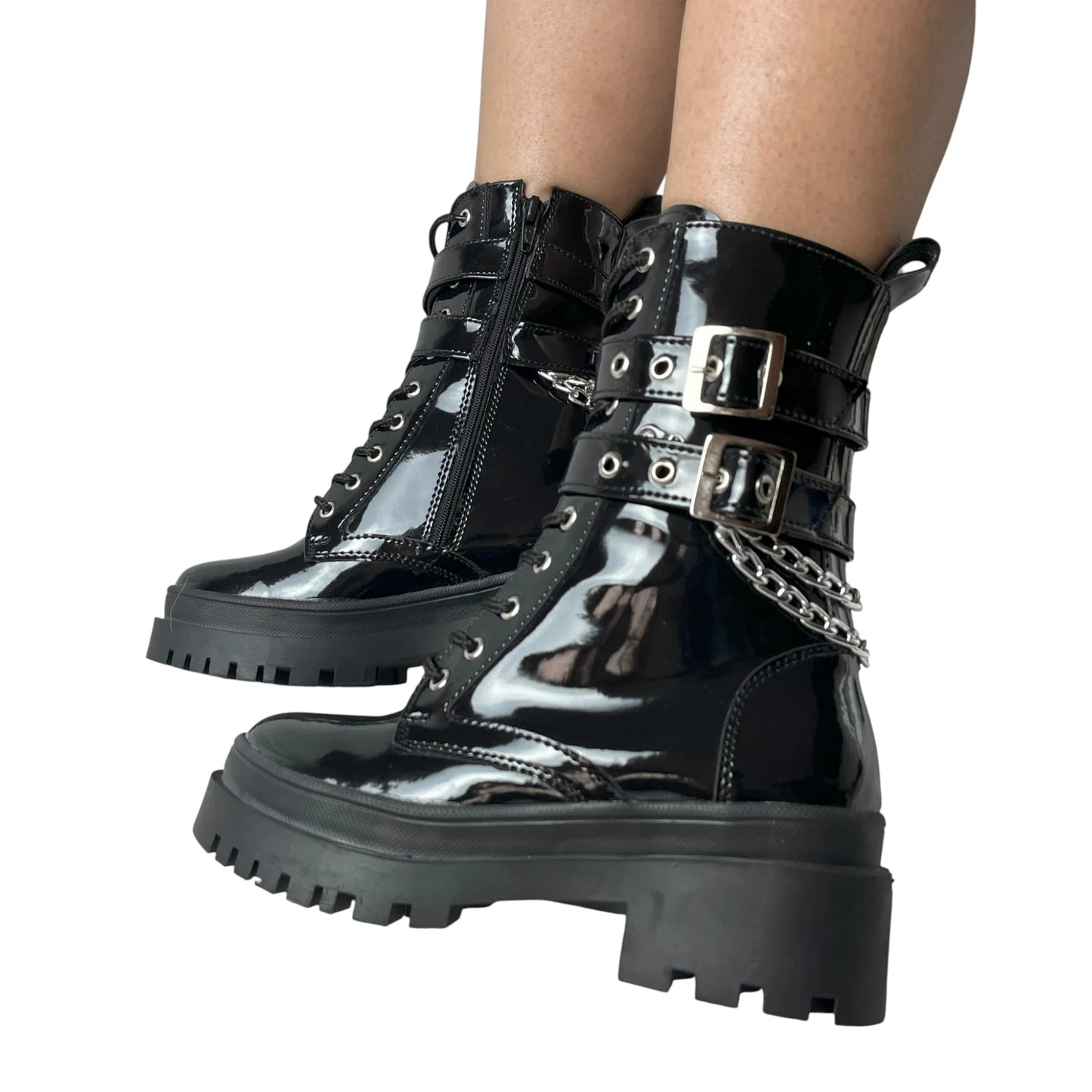 BOTIN PLANO CORDONES SUSANA NEGRO CON CADENA