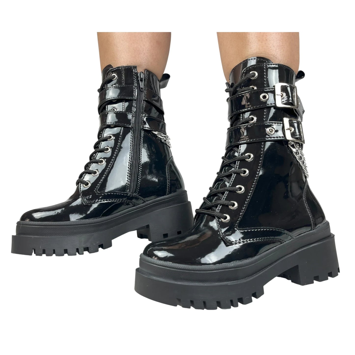 BOTIN PLANO CORDONES SUSANA NEGRO CON CADENA