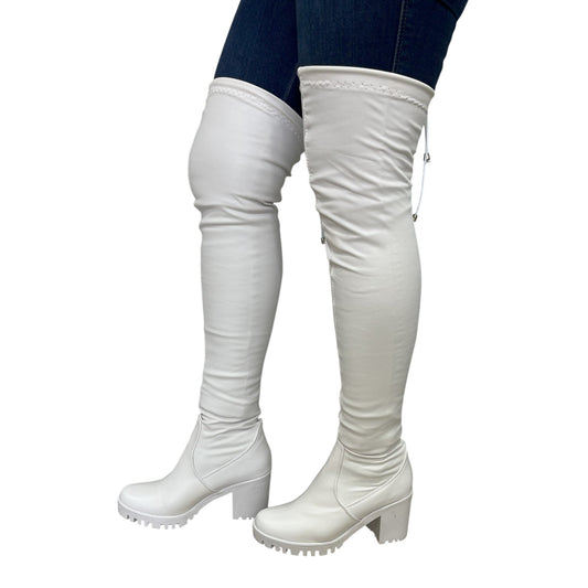 Bota extralarga Blanca acabado tipo cuero y licra stretch Celeste