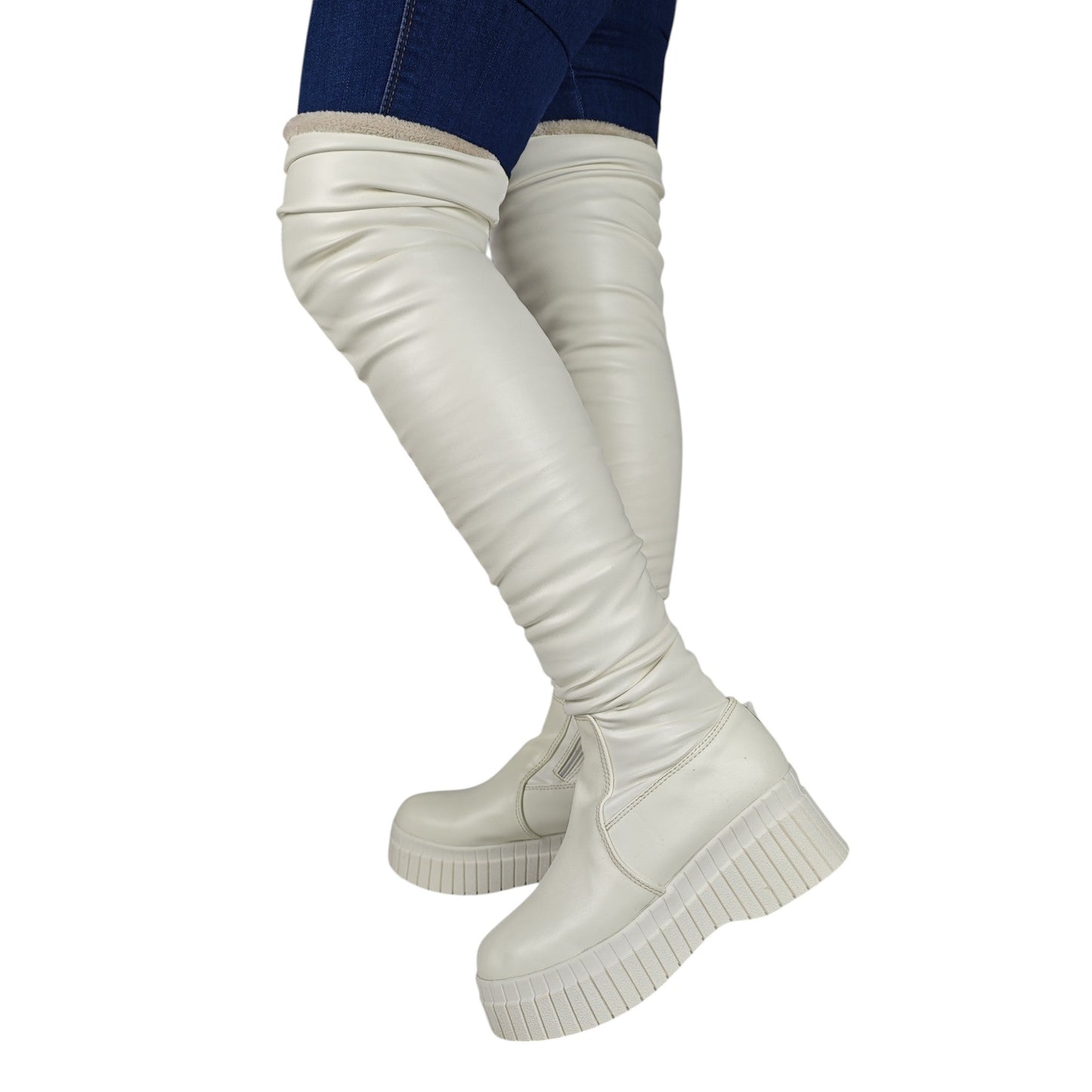 CELESTE PELUCHE BASE CUERO ALMENDRA