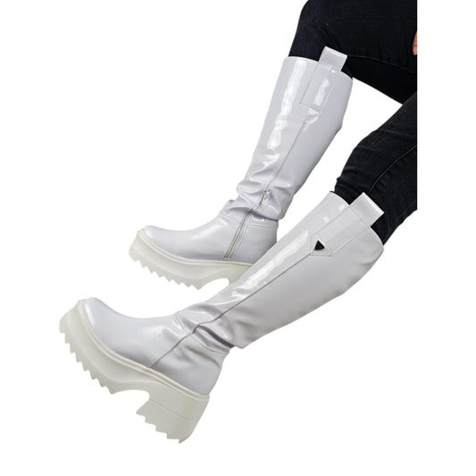 Bota media caña Negro charol Dakota