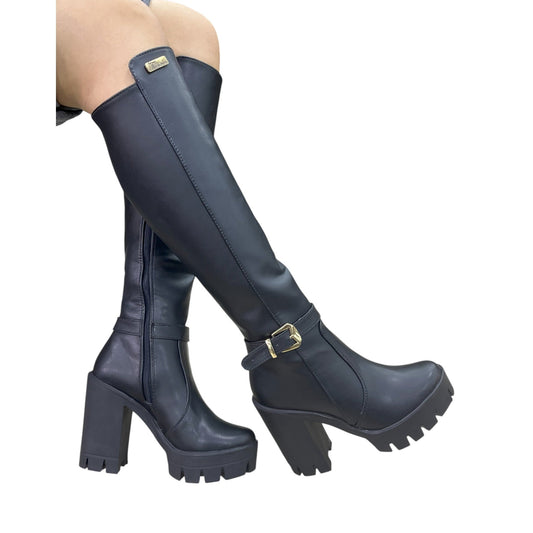 Bota caña alta Negra acabado tipo cuero Emma