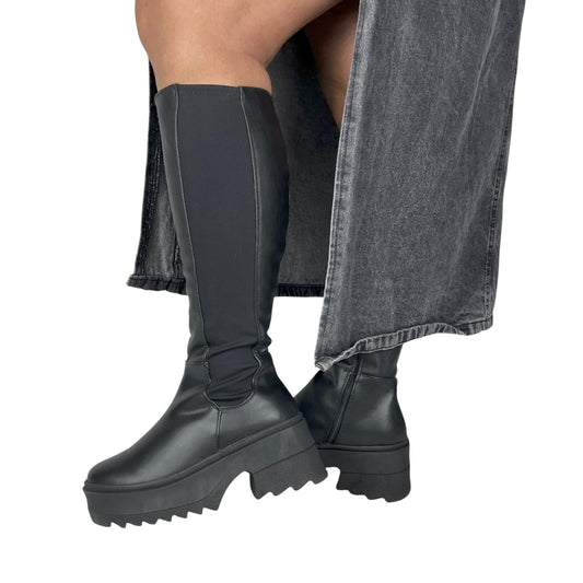 Bota media caña Negro acabado tipo cuero Isabella