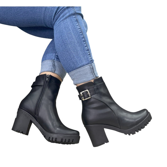 LINDA BASE CUERO NEGRO