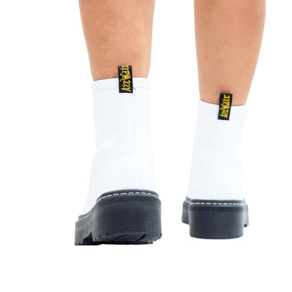 BOTA DR MARTEENS PLATAFORMA Y CORDON BASE CUERO BLANCO