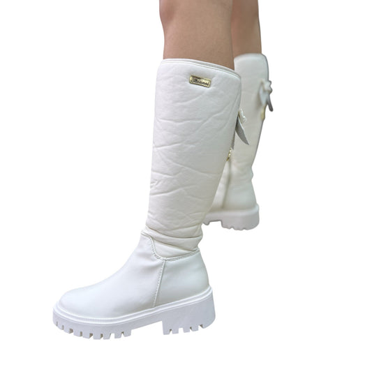 Bota Glaciar Acolchada Color Almendra – Media Caña, Impermeable y Cómoda para Clima Frío