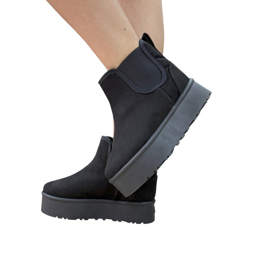 Babucha Negra con Plataforma y Resorte – Acolchada, Cómoda y Perfecta para Clima Frío