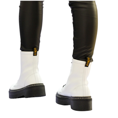 BOTIN PLANO CORDONES DR MARTIN PLATAFORMA BLANCO SUELA 4.0 CM