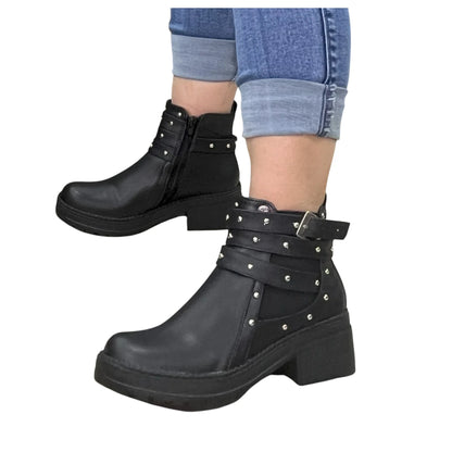 BOTIN PLANO ISABELLA NEGRO CON HEBILLA
