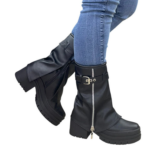 BOTIN PLANO MELINA NEGRO CON HEBILLA