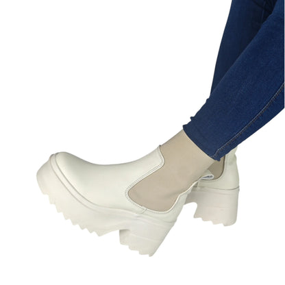 BOTIN PLANO SIMONA ALMENDRA SUELA 6.5 CM