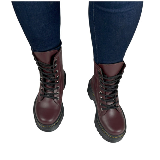 BOTA DR MARTEENS PLATAFORMA Y CORDON BASE CUERO VINOTINTO