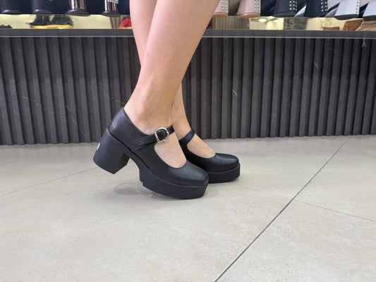 Zapato tacón 5.5 cm Negro base cuero Mafalda