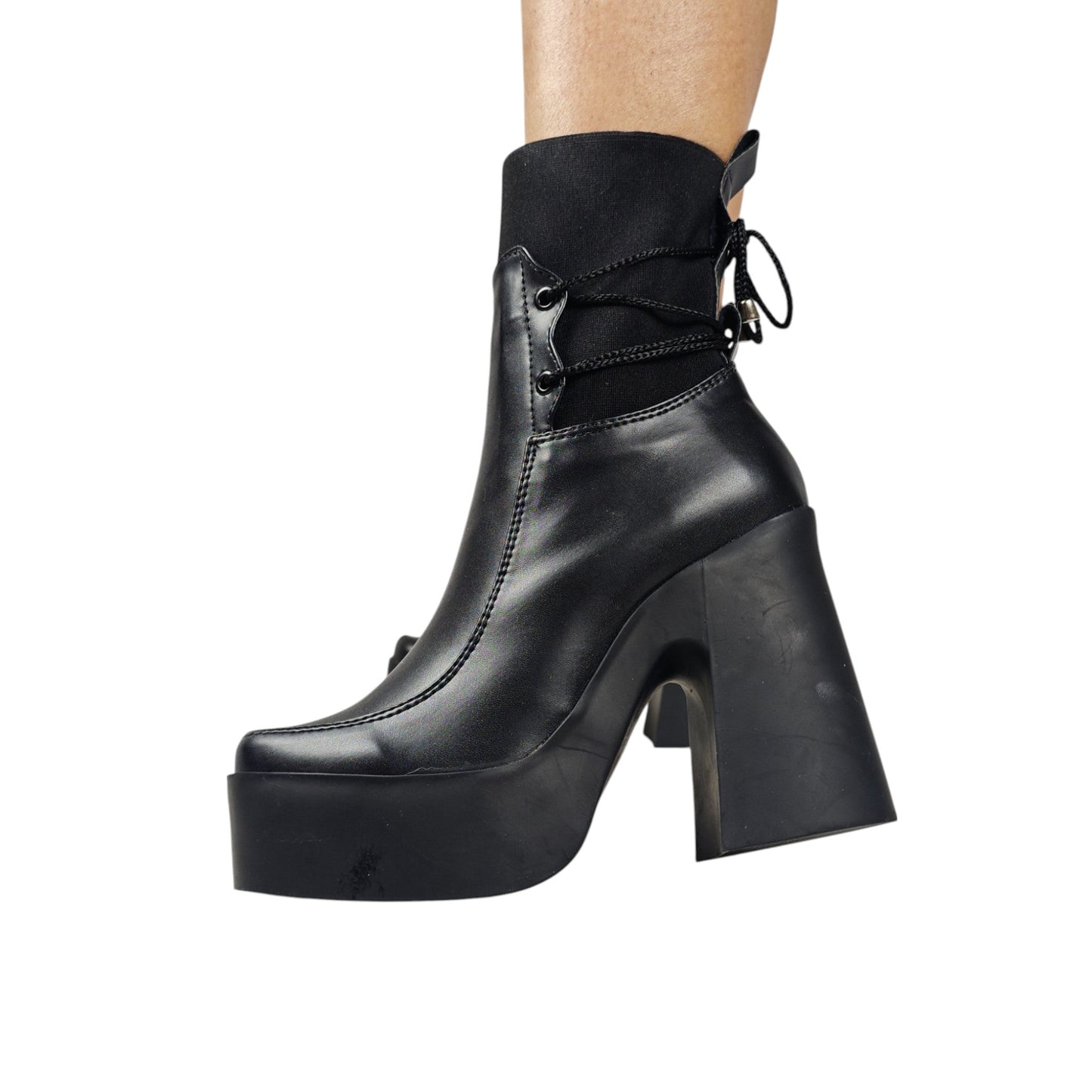 LOLITA 71/2 BASE CUERO NEGRO