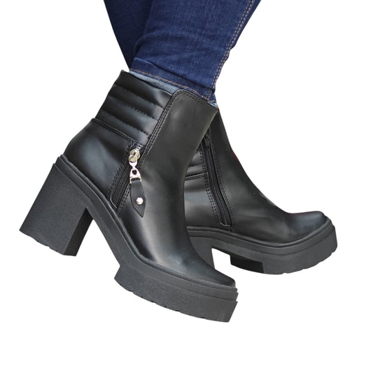 MARIAN BASE CUERO NEGRO