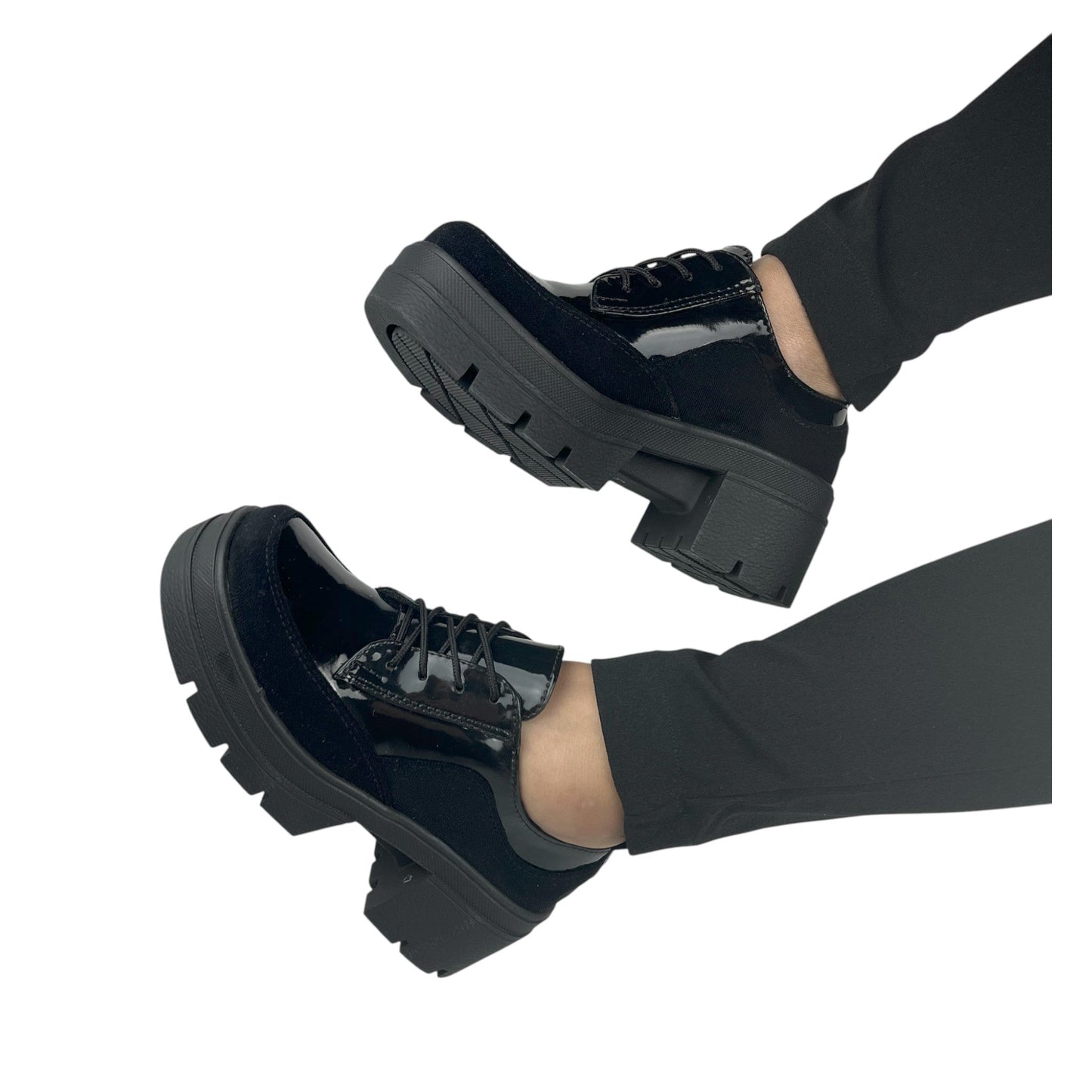 Zapato PLANO Negro charol y gamuza Oxford