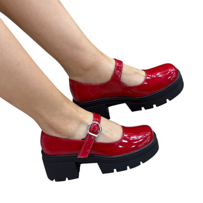 Zapato plano rojo charol Mafalda
